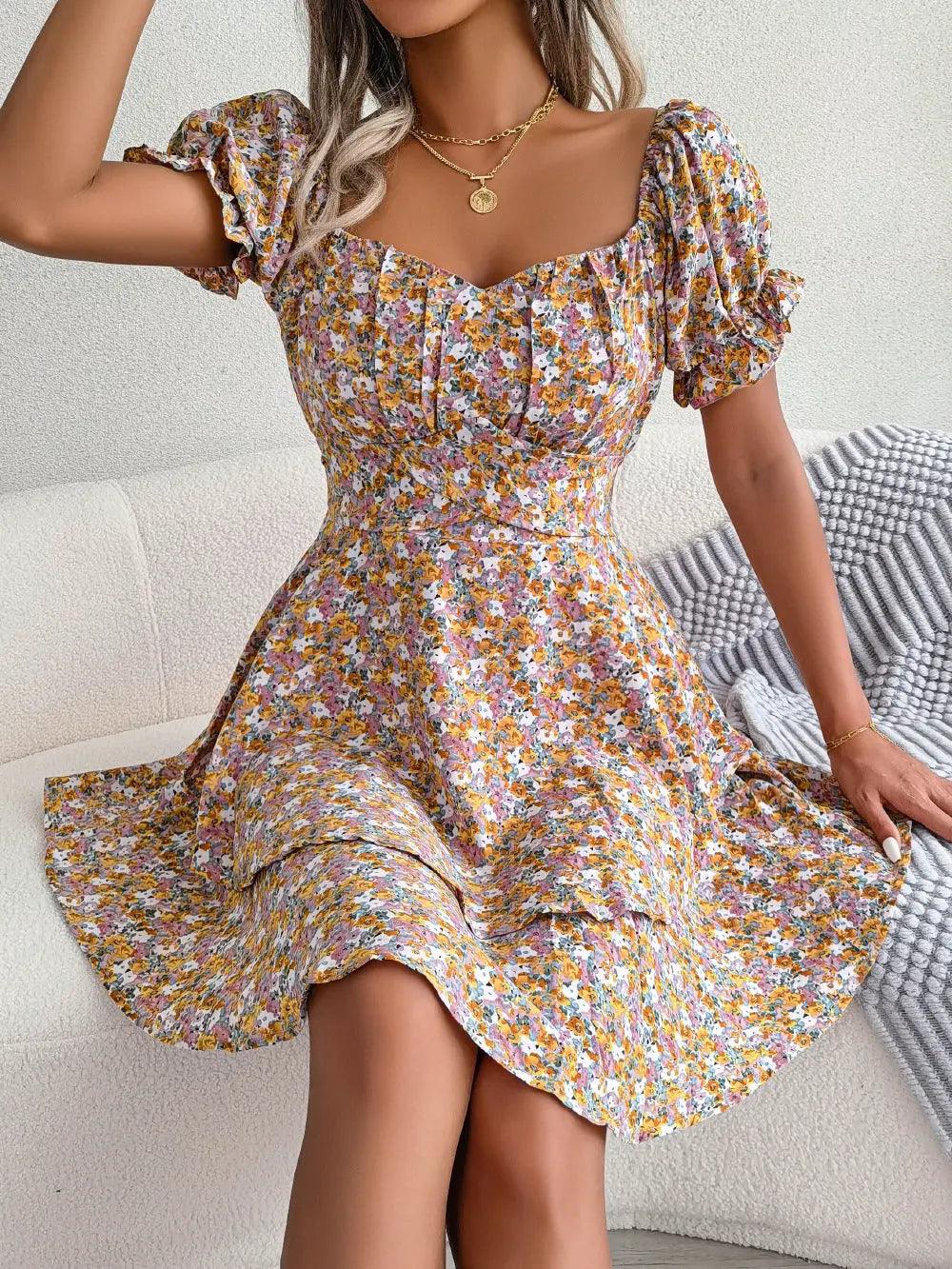 Mini Dress Temperament Big Swing Loose Hem Flower Print Shirring Dress Up.